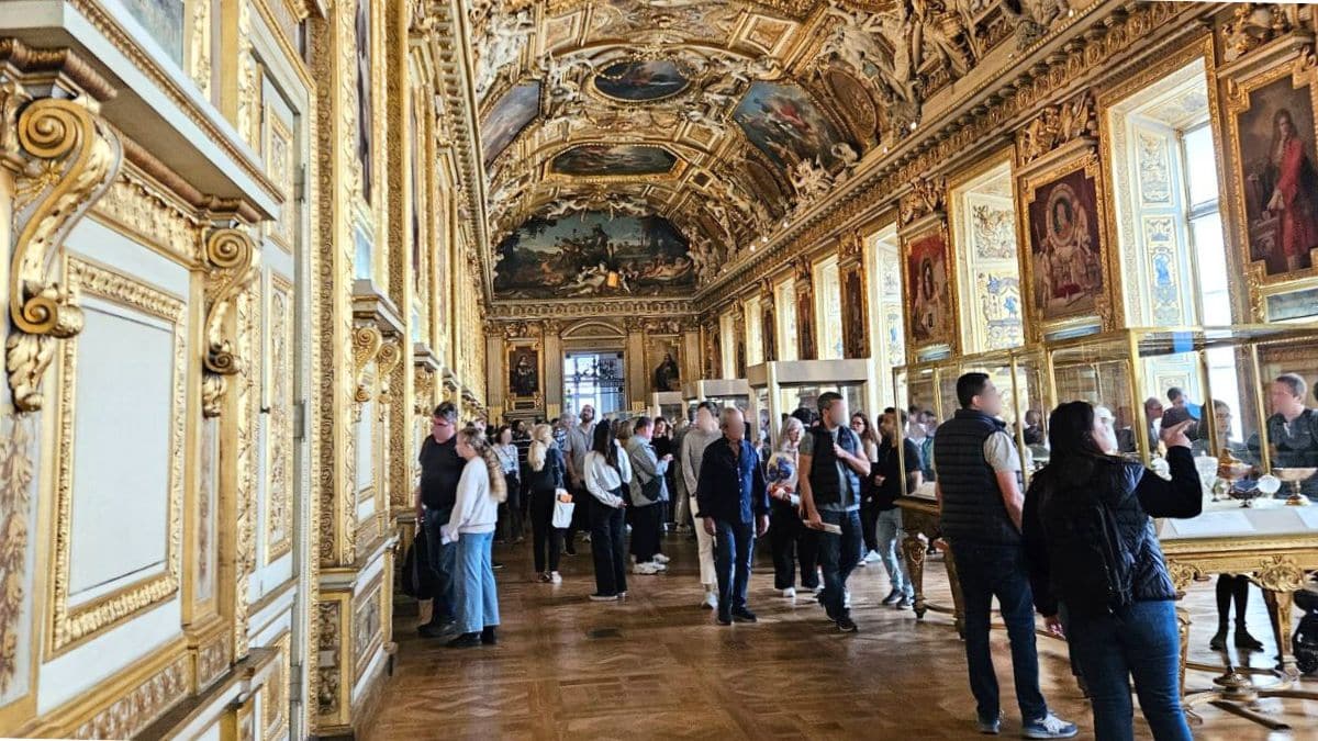 Louvre Crown Jewels Galerie