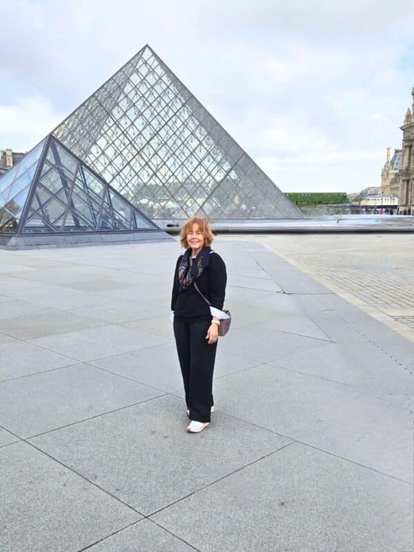 wardrobe for Louvre tour courtyard