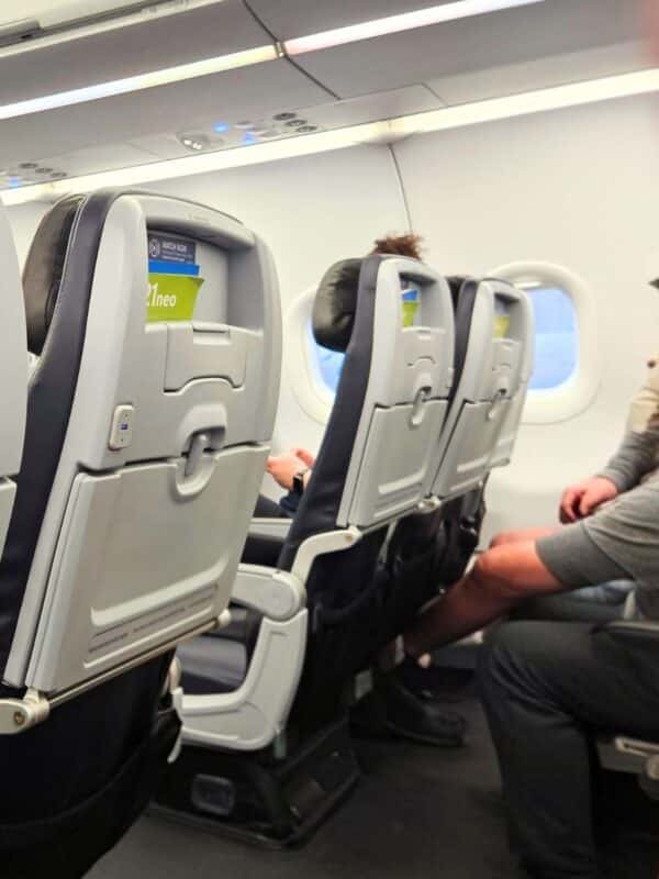 Long haul flight tips Premium Economy Seats