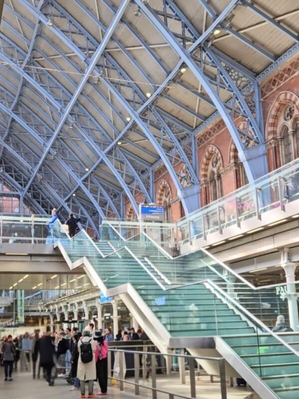 London St Pancras Station London Eurostar to Paris